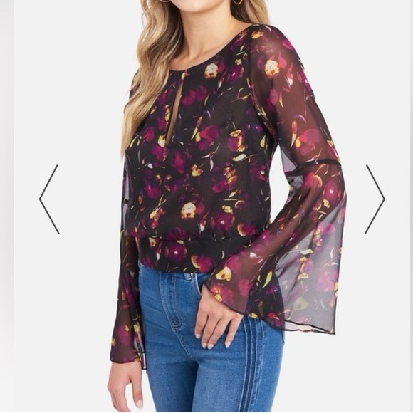 NWT bebe Bell Sleeve Chiffon Floral Top - Picture 2 of 16